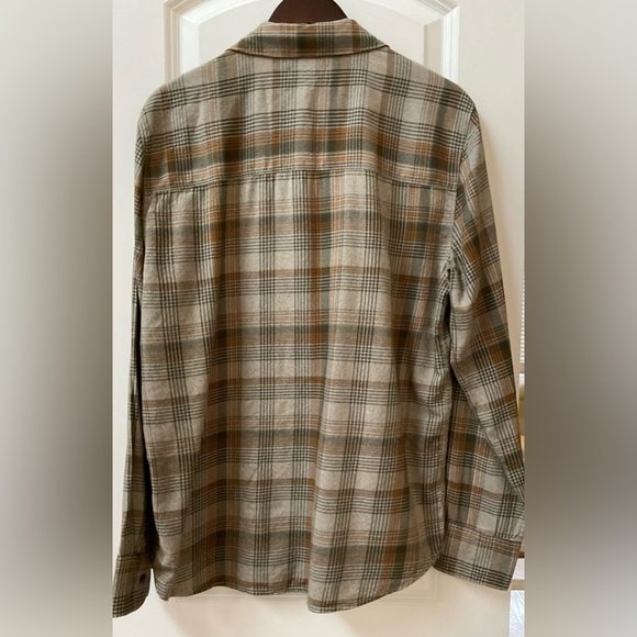 Paige Mens Plaid Flannel Button Down - Picture 3 of 4